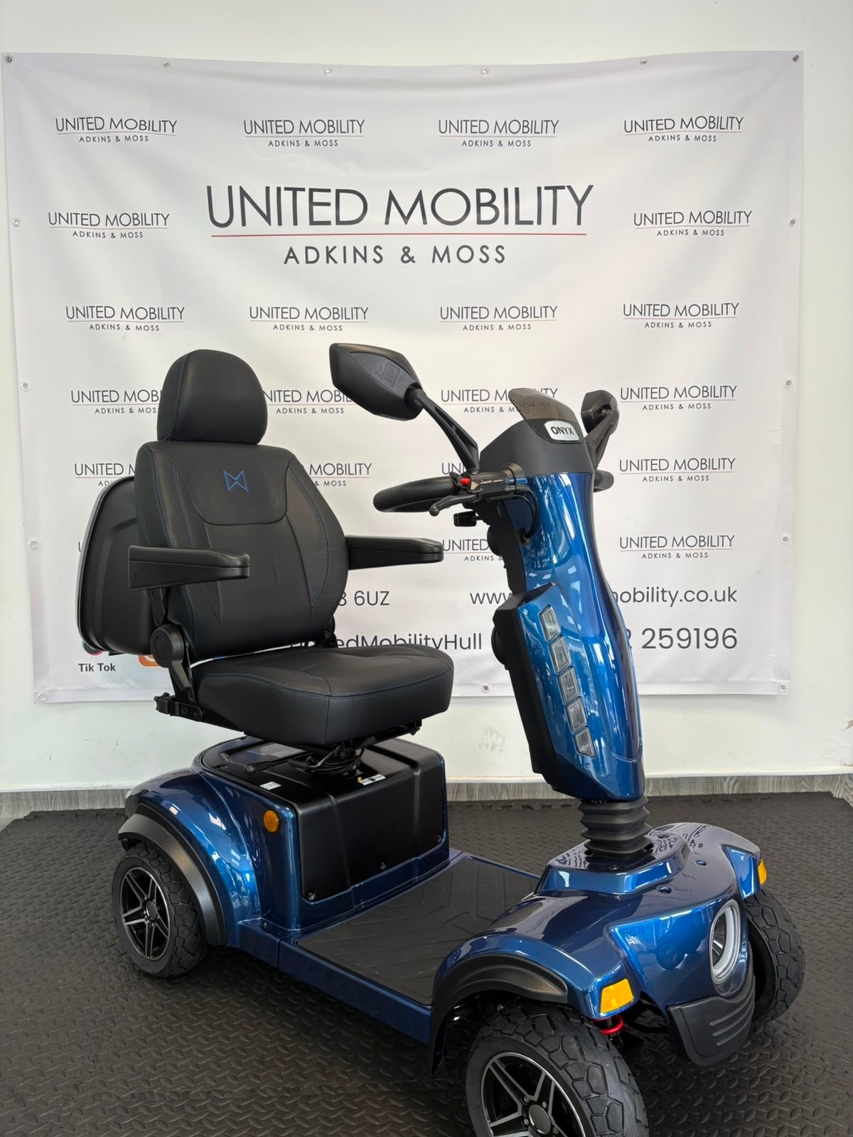 Onyx 8mph mobility scooter