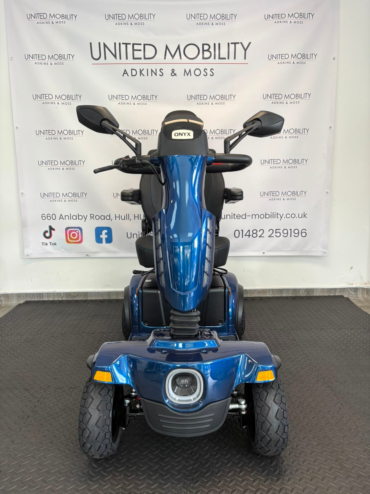 Onyx 8mph mobility scooter