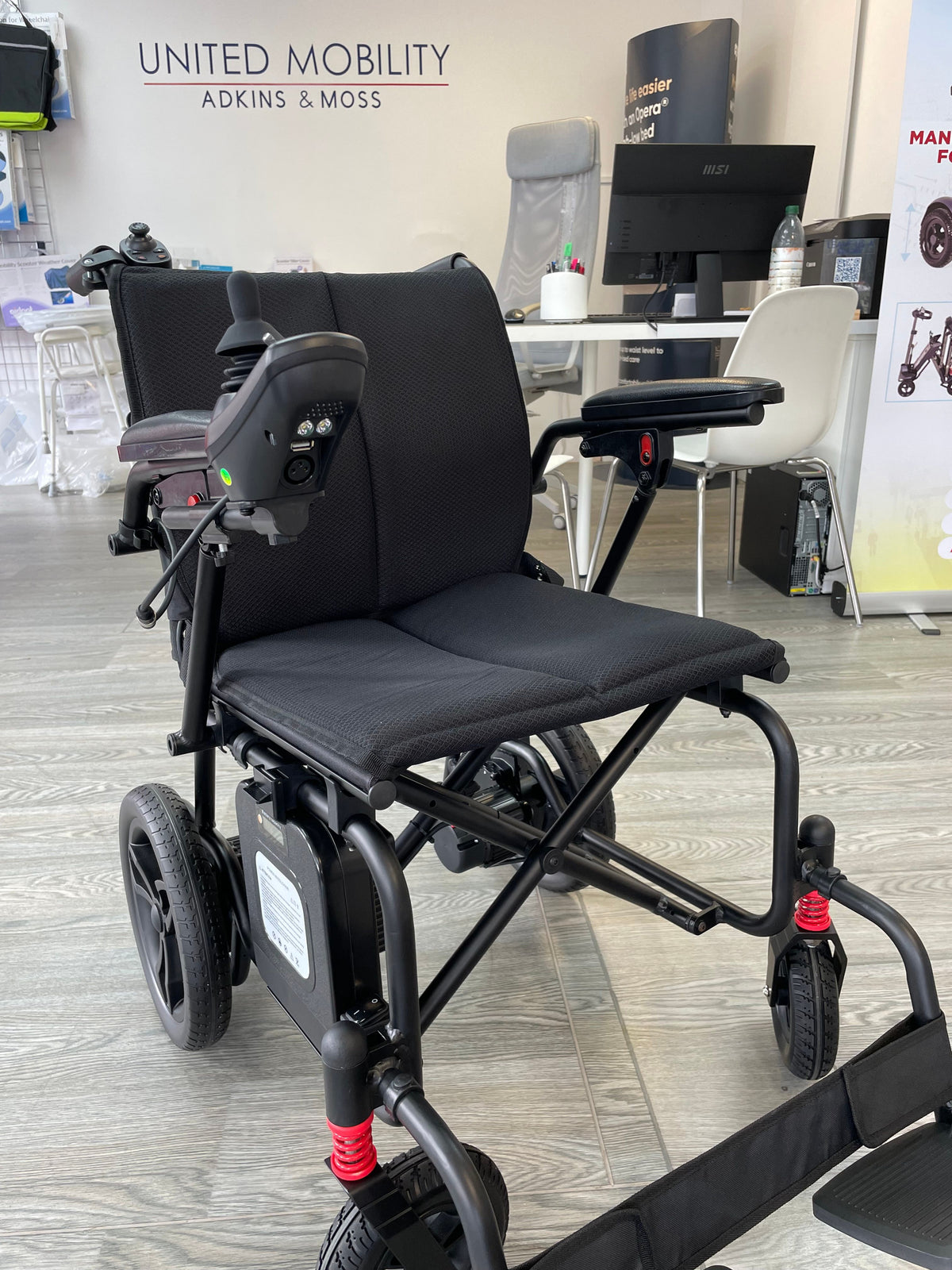 EEZY LITE 10Ah Lithium Battery Powered Wheelchair
