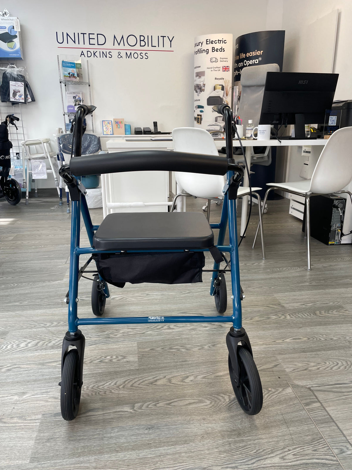 Four-Wheel Aluminium Rollator with Solid Back