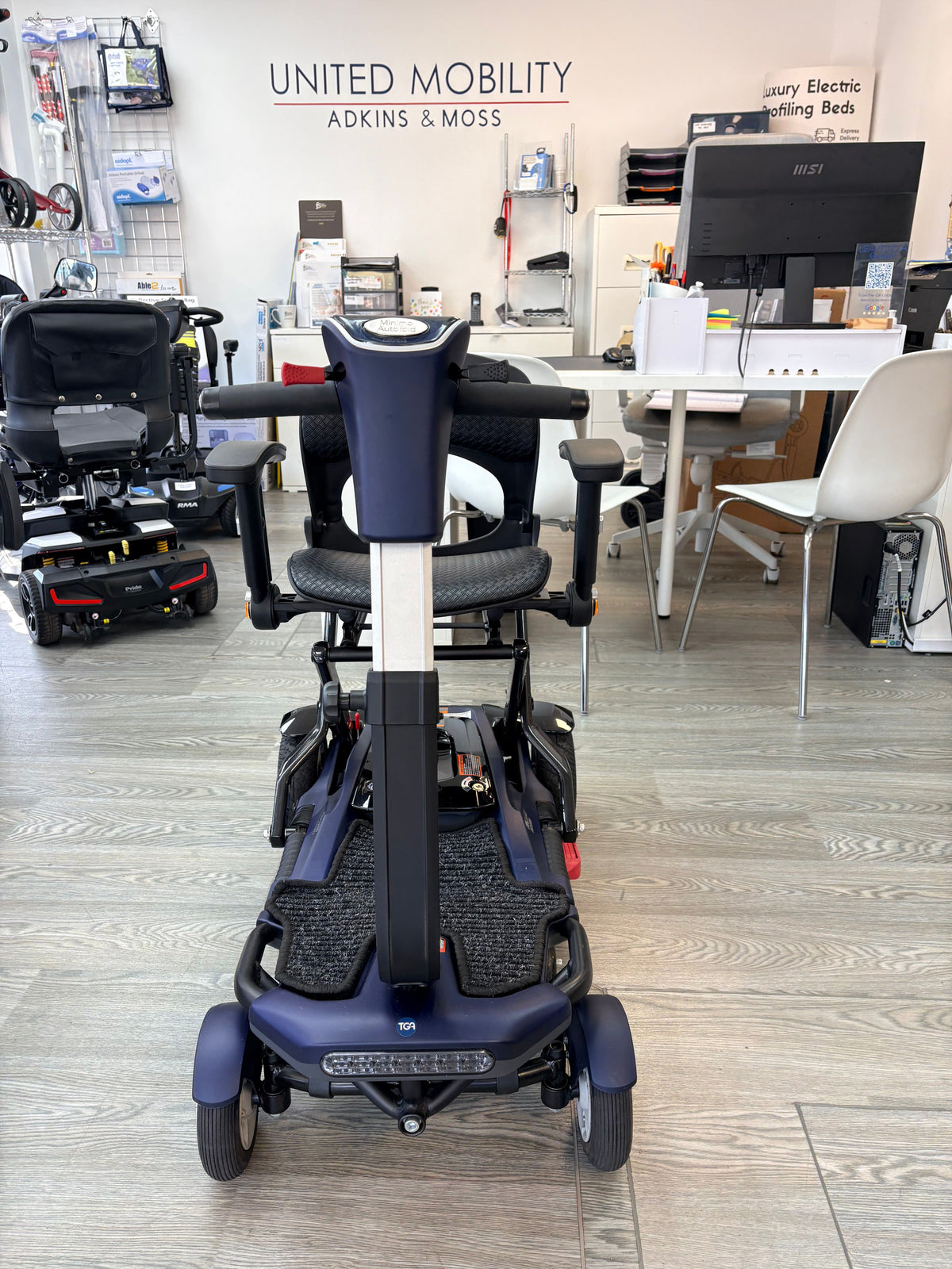 TGA Minimo Auto-fold 4MPH Mobility Scooter *Immaculate Condition*