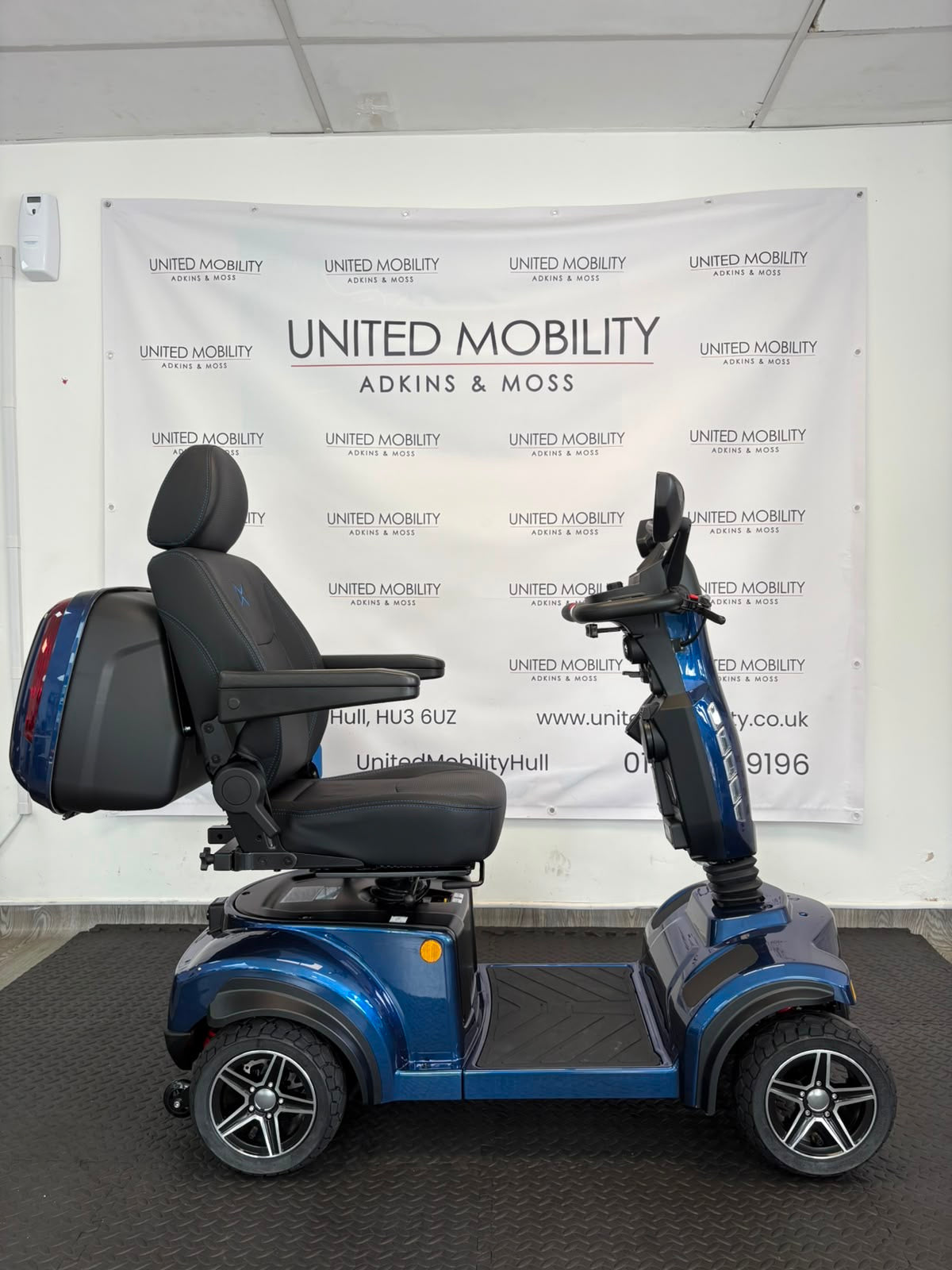Onyx 8mph mobility scooter