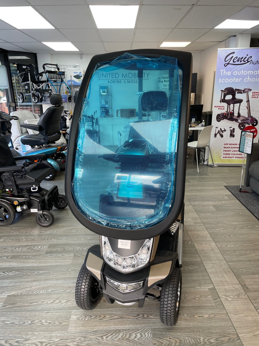 8mph Monarch Storm + mobility scooter