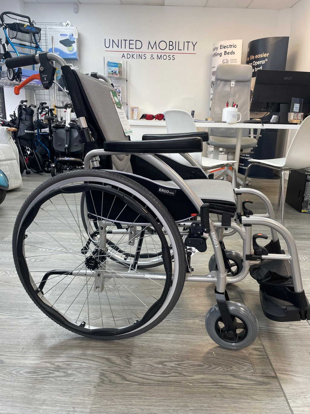 Karma Ergo Lite 2 TL Wheelchair