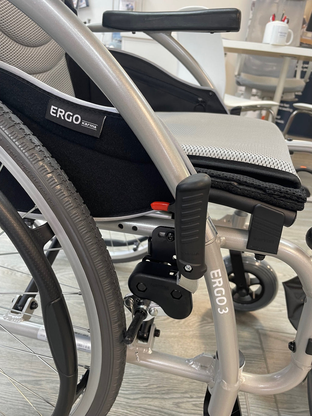 Karma Ergo Lite 2 TL Wheelchair