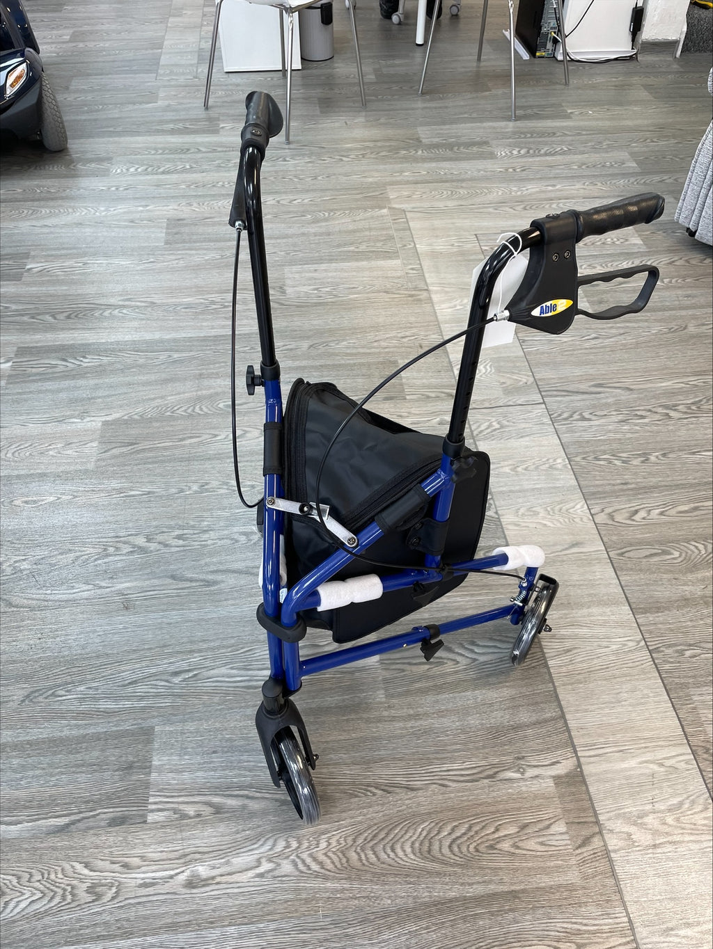 Tri Walker