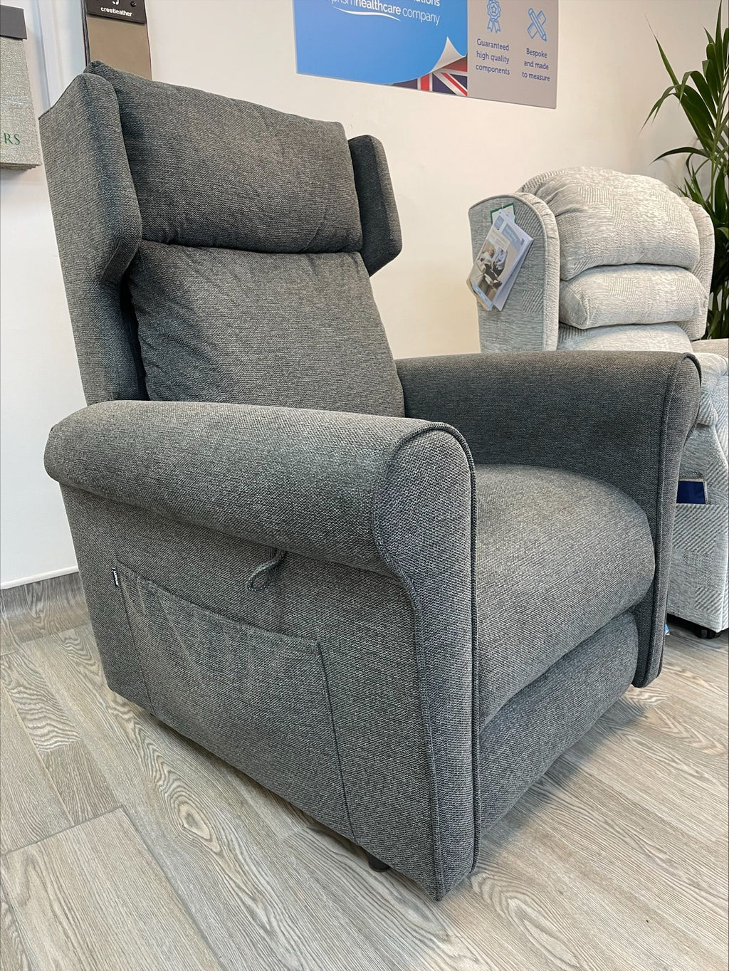 Vela Rise and Recline Chair Dual Motor Tilt in Space