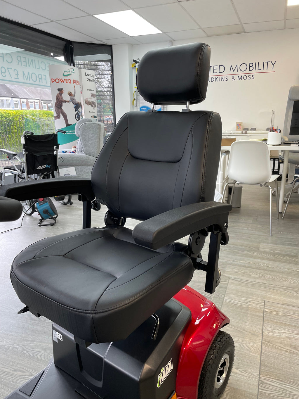 Monarch MM8 mobility scooter