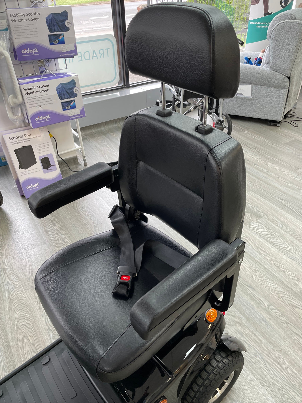 New Freerider Mayfair 8 Deluxe Mobility Scooter
