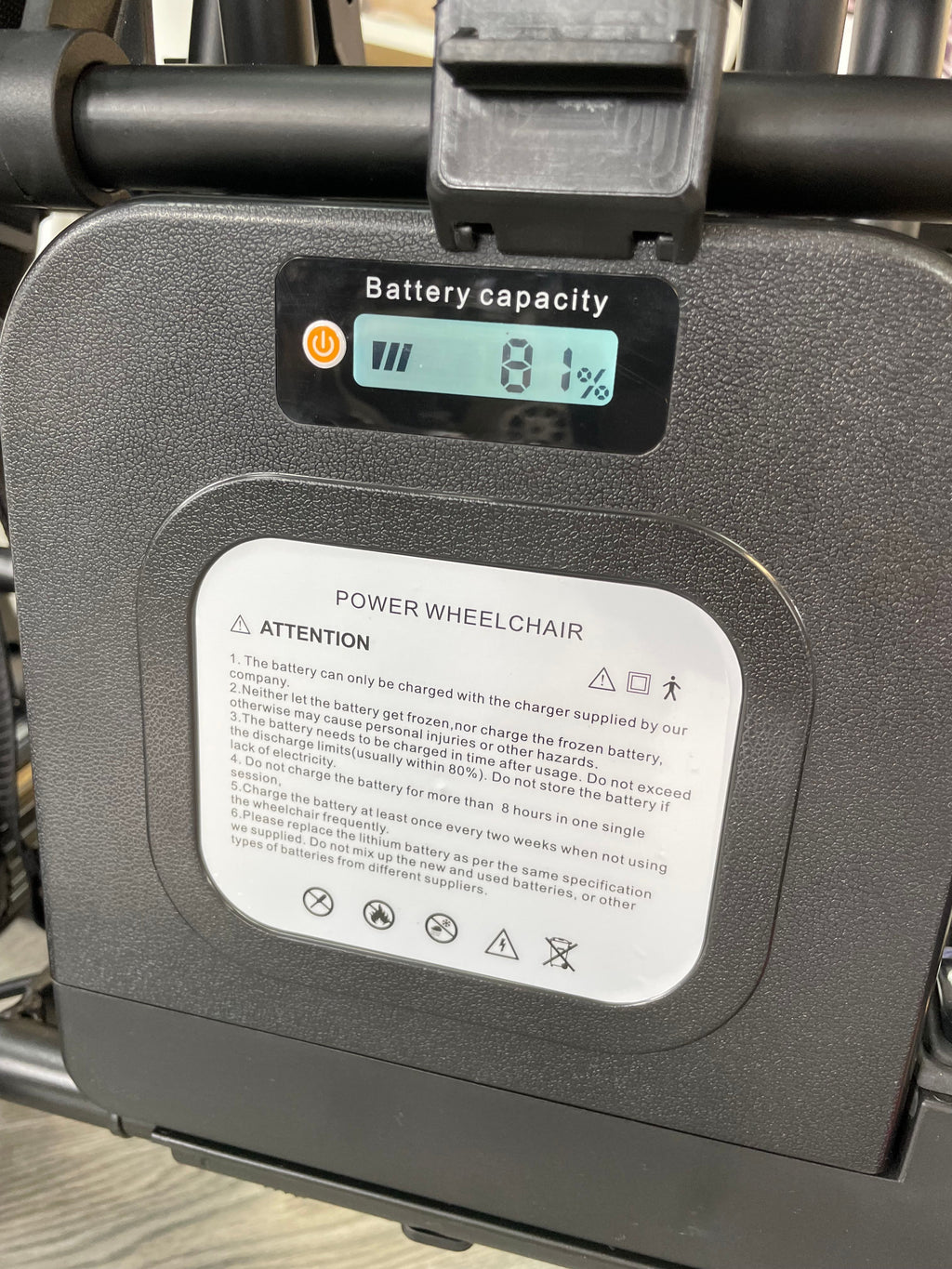 EEZY LITE 10Ah Lithium Battery Powered Wheelchair