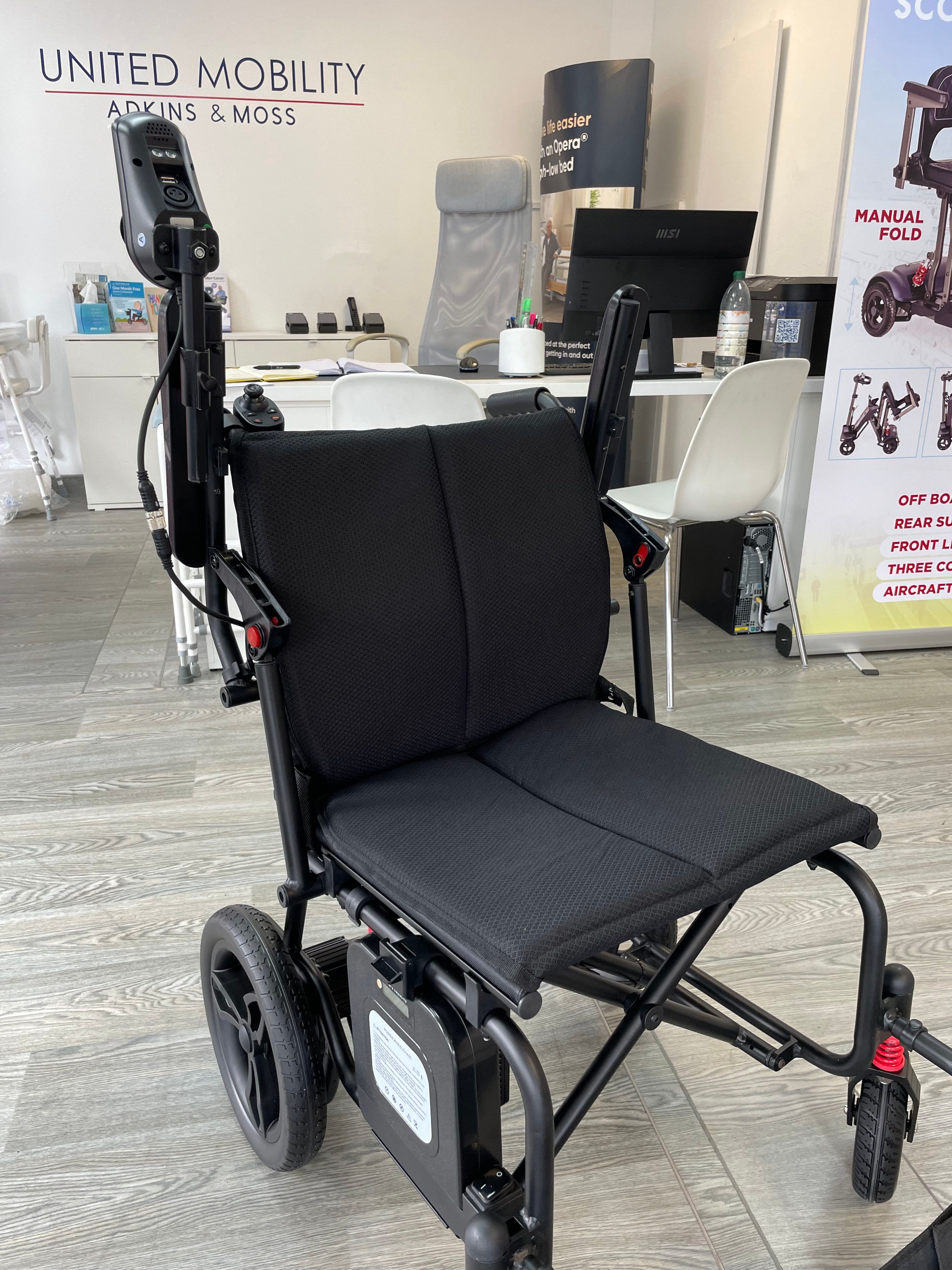 EEZY LITE 10Ah Lithium Battery Powered Wheelchair