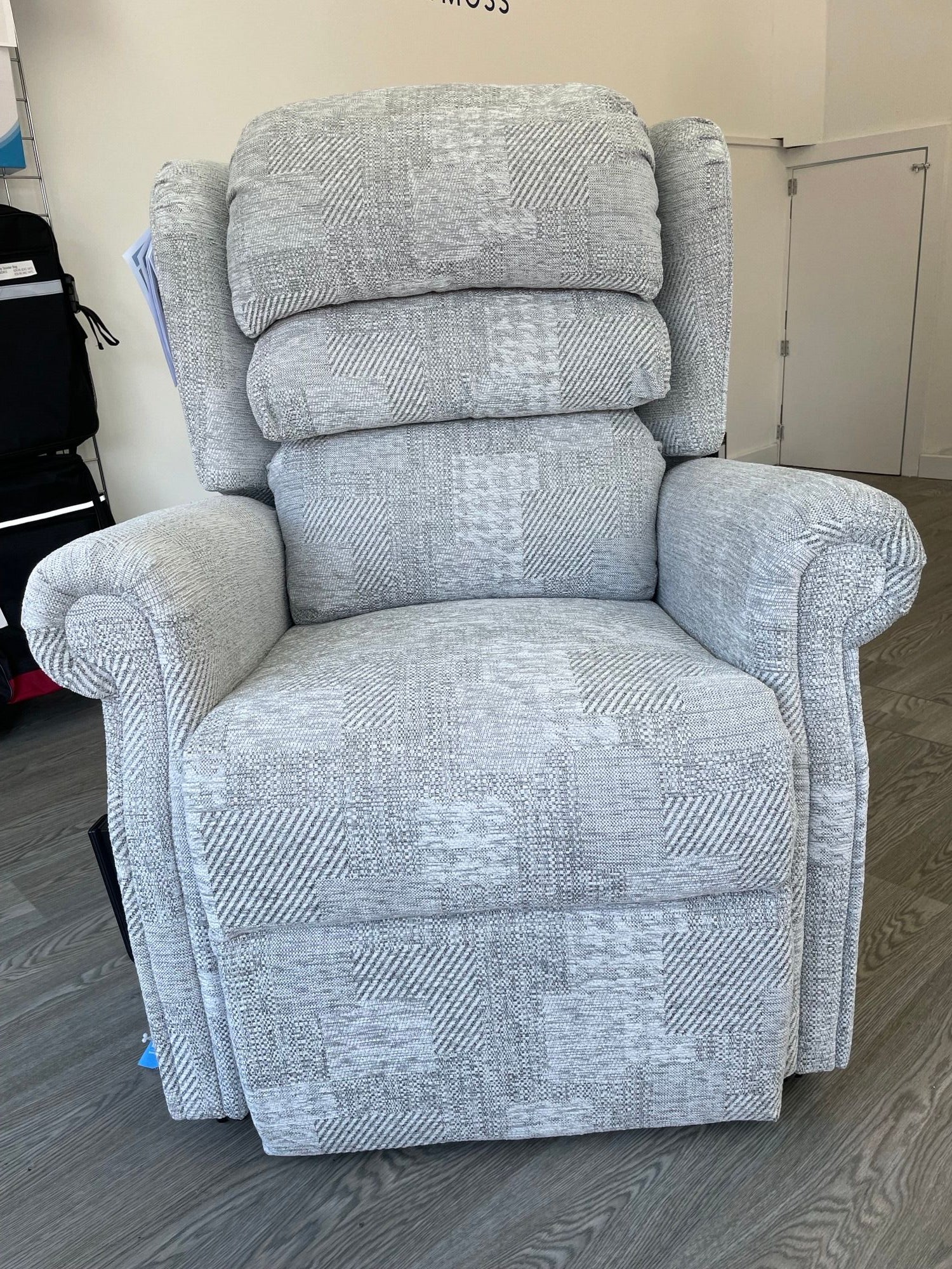 Olympia rise and recline chair (dual motor tilt in space)