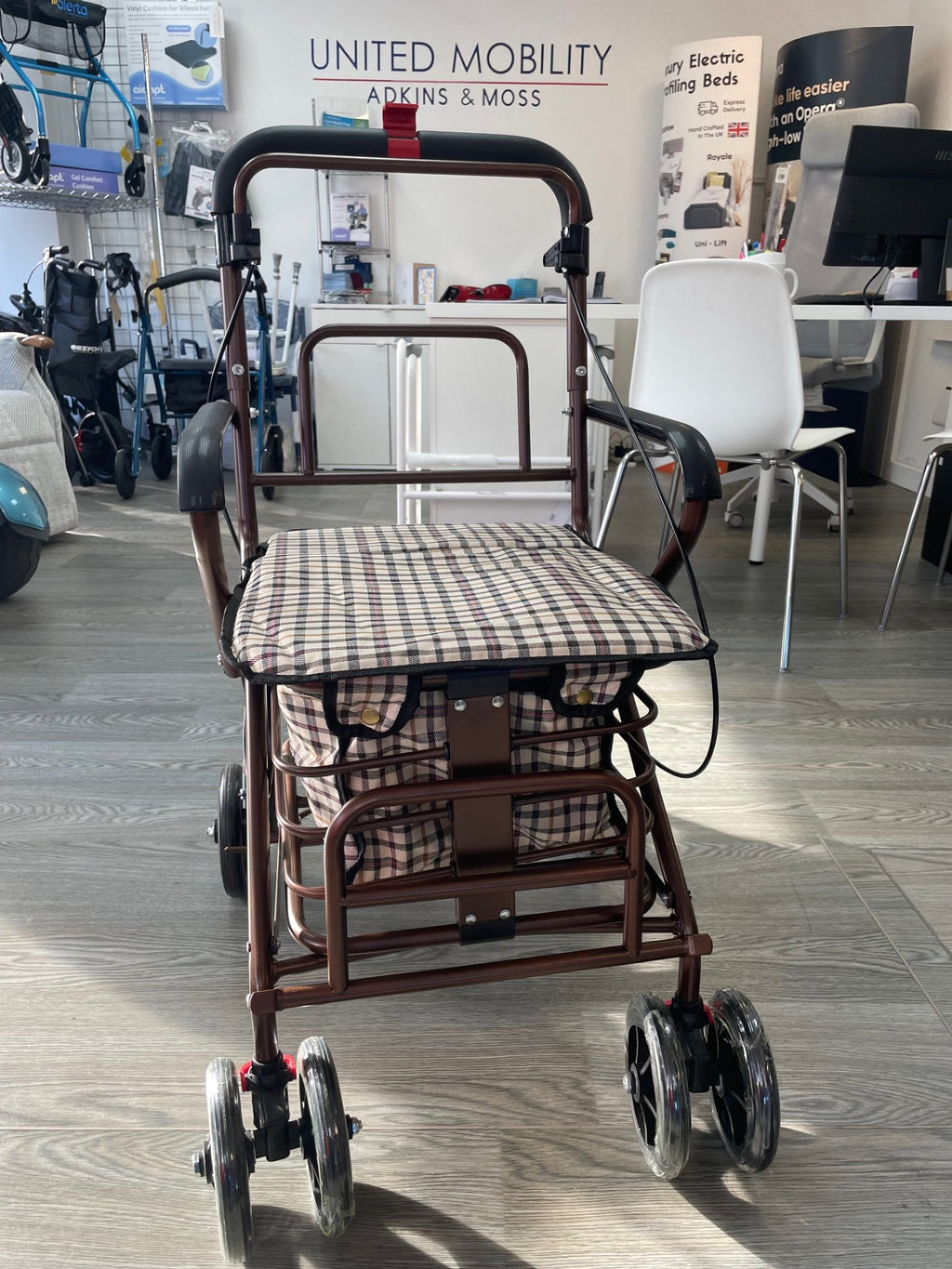 Foldable Shopping Trolley with Seat