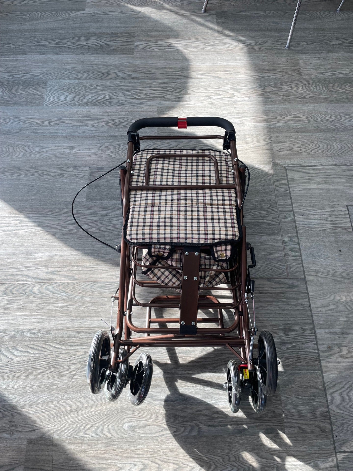 Foldable Shopping Trolley with Seat