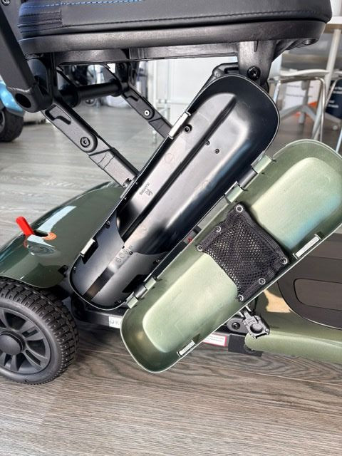 Eezy Lightweight 4MPH Mobility Scooter