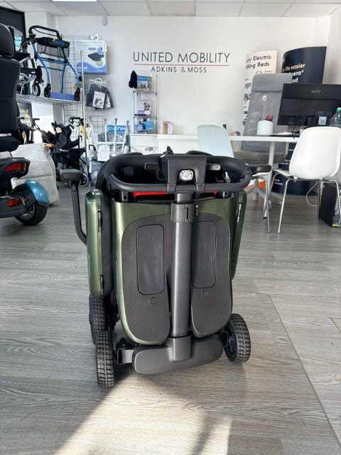 Eezy Lightweight 4MPH Mobility Scooter