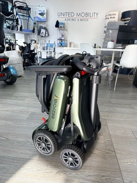 Eezy Lightweight 4MPH Mobility Scooter