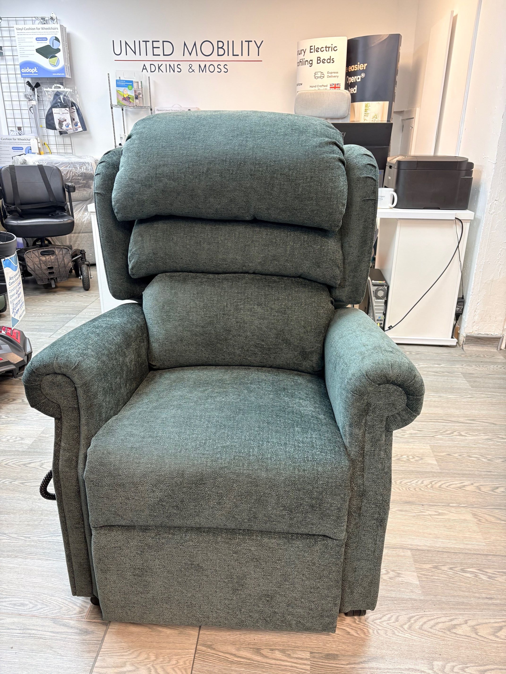 Express ErgoRise Rise and Recline Chair