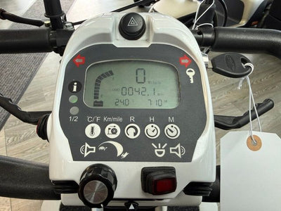 Used Free-rider FR1 Mobility Scooter White 8mph Class 3 Road Legal