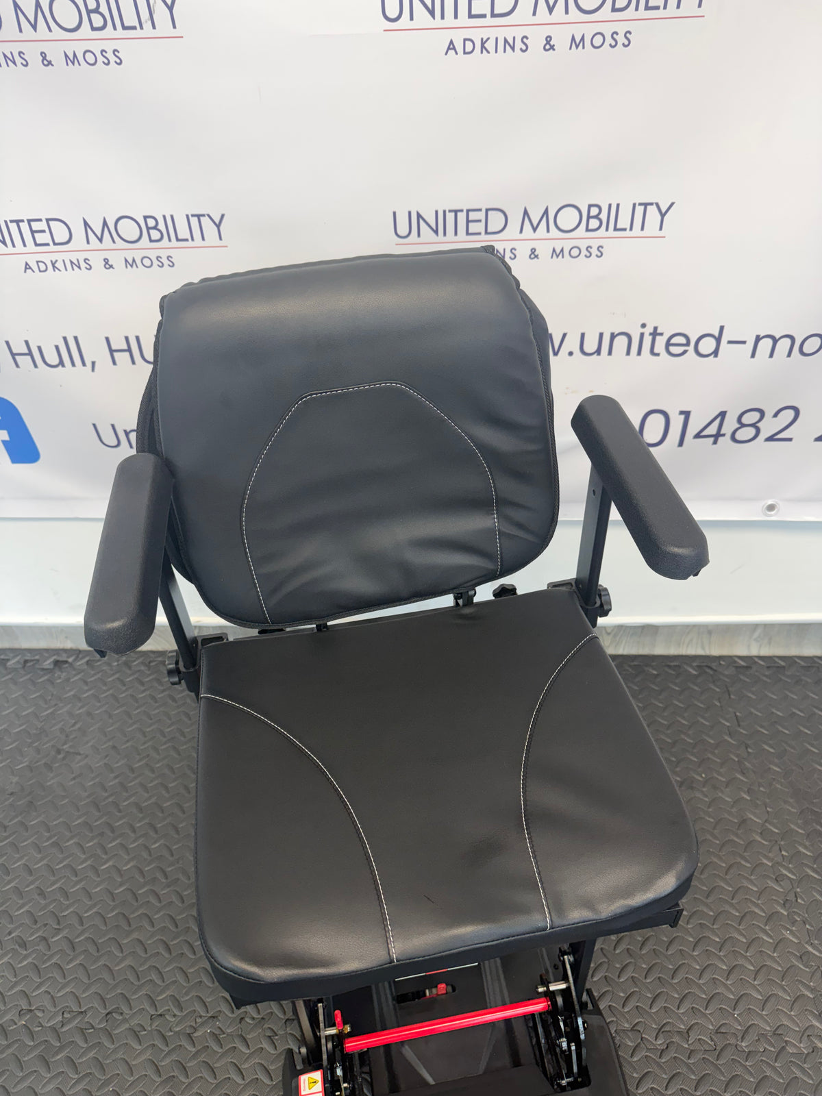 Used Monarch Mobility 4mph Genie Autofold 2025