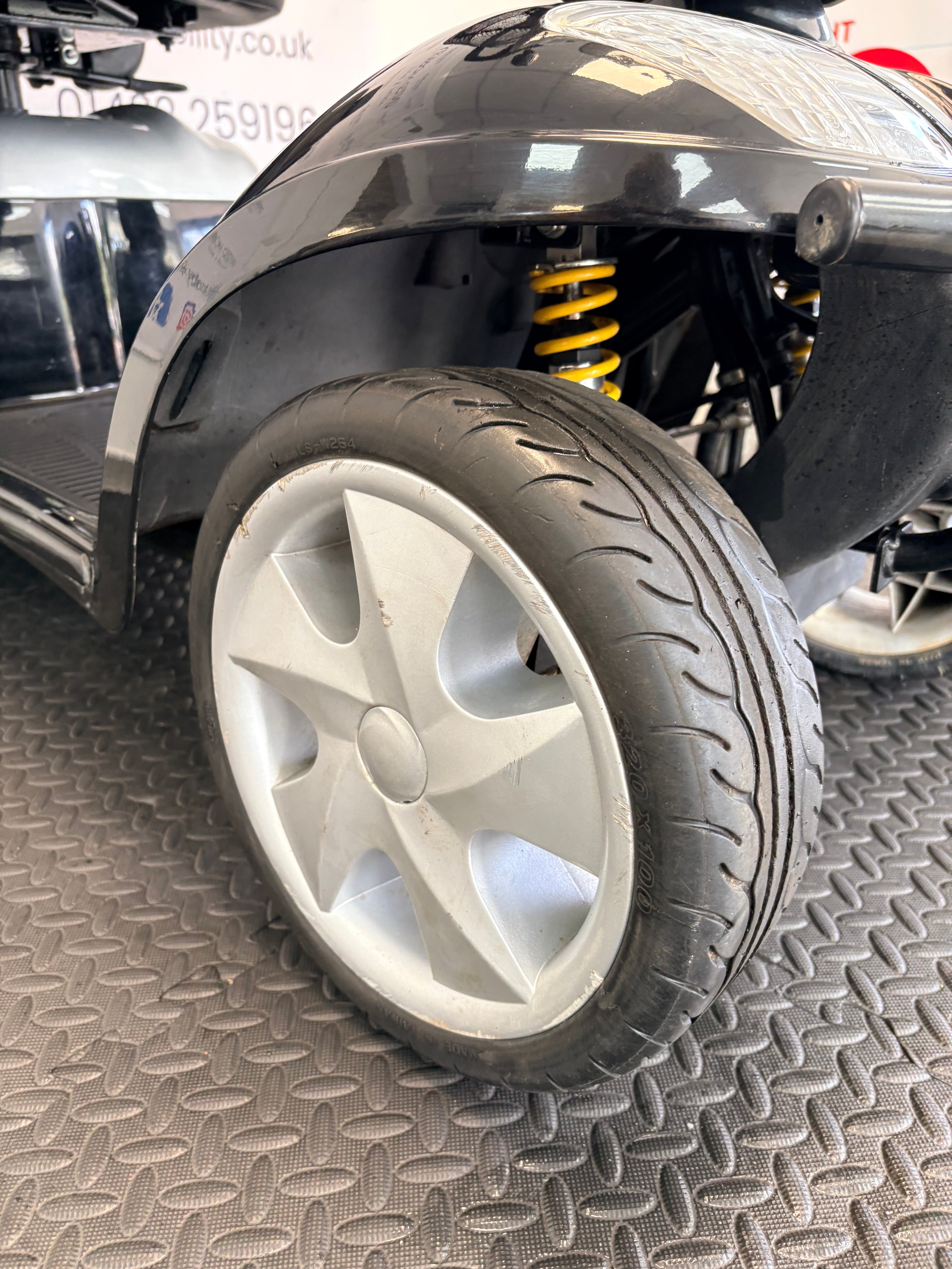 Used Kymco Maxi XLS 8mph mobility scooter